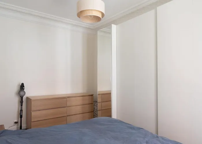 Apartament Charming In Montmartre Paryż